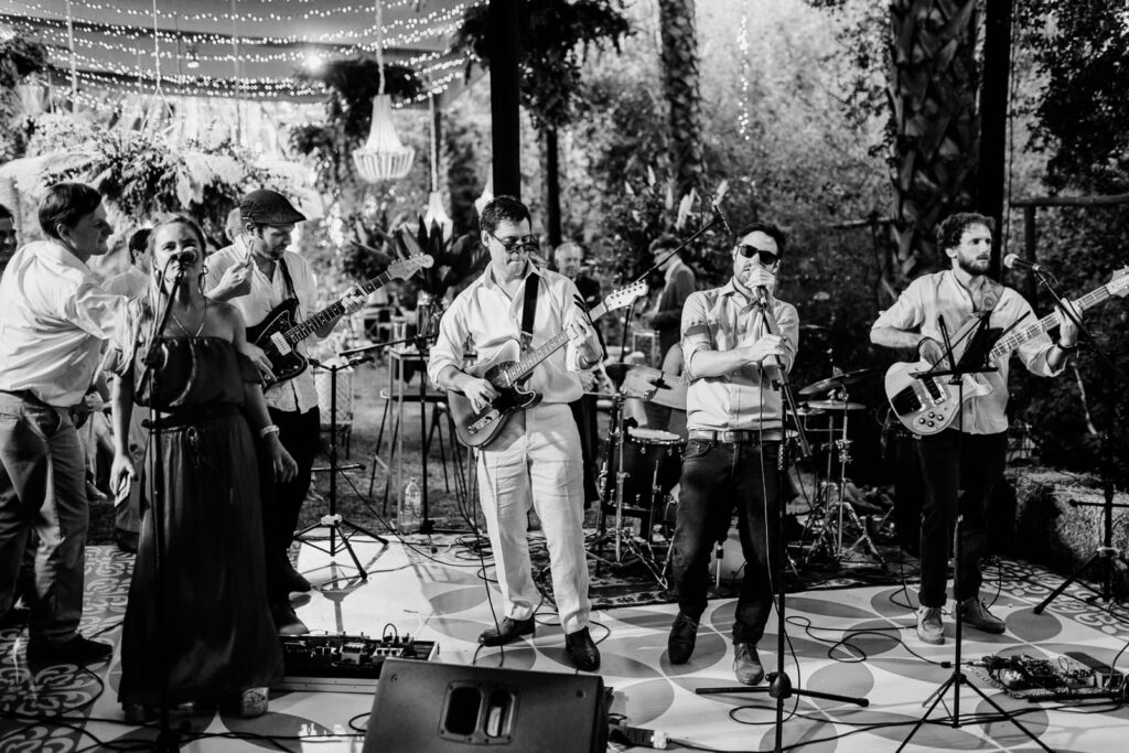 Músicos profesionales que se ajustan a lo que quieres escuchar para tus eventos privados